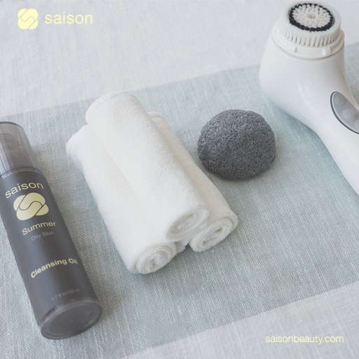 Our Favorite Cleansing Tools | Saison Organic Ingredients